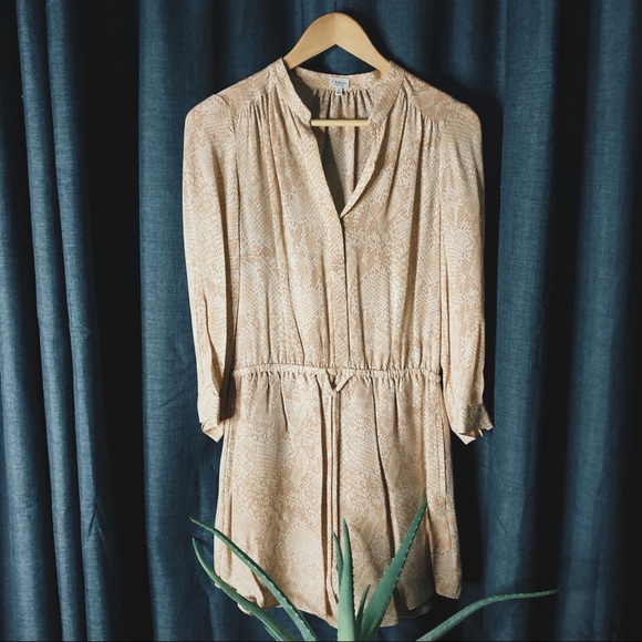 Babaton Dresses & Skirts - 💥24 HR CLEAR-OUT💥 Babaton Tie-Waist Dress